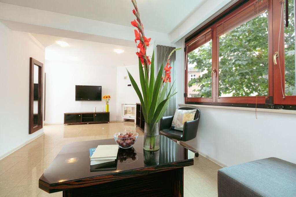 Apartment In The Heart Of Warsaw! Dış mekan fotoğraf