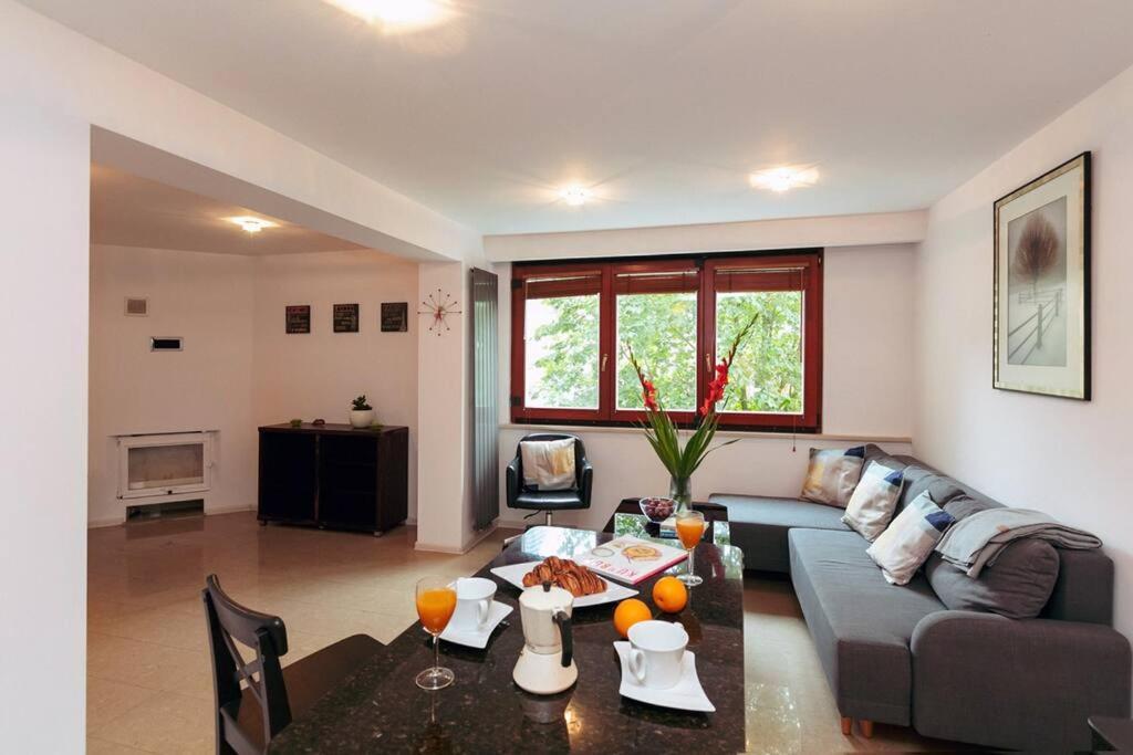 Apartment In The Heart Of Warsaw! Dış mekan fotoğraf